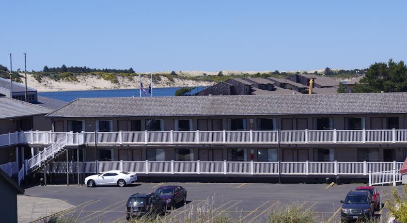 River House Inn, A Baymont By Wyndham Florence Kültér fotó